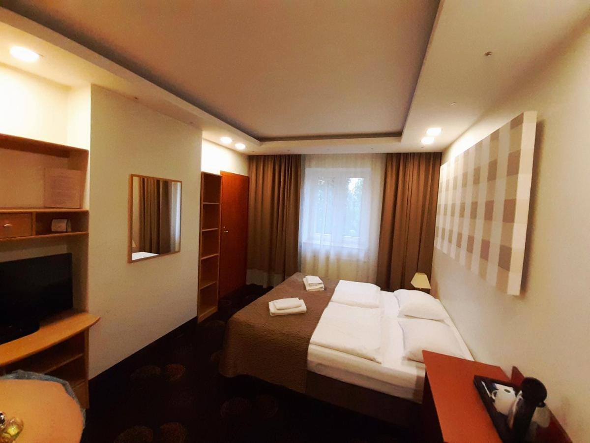Akme Apartments&Rooms กดัญสก์ ภายนอก รูปภาพ