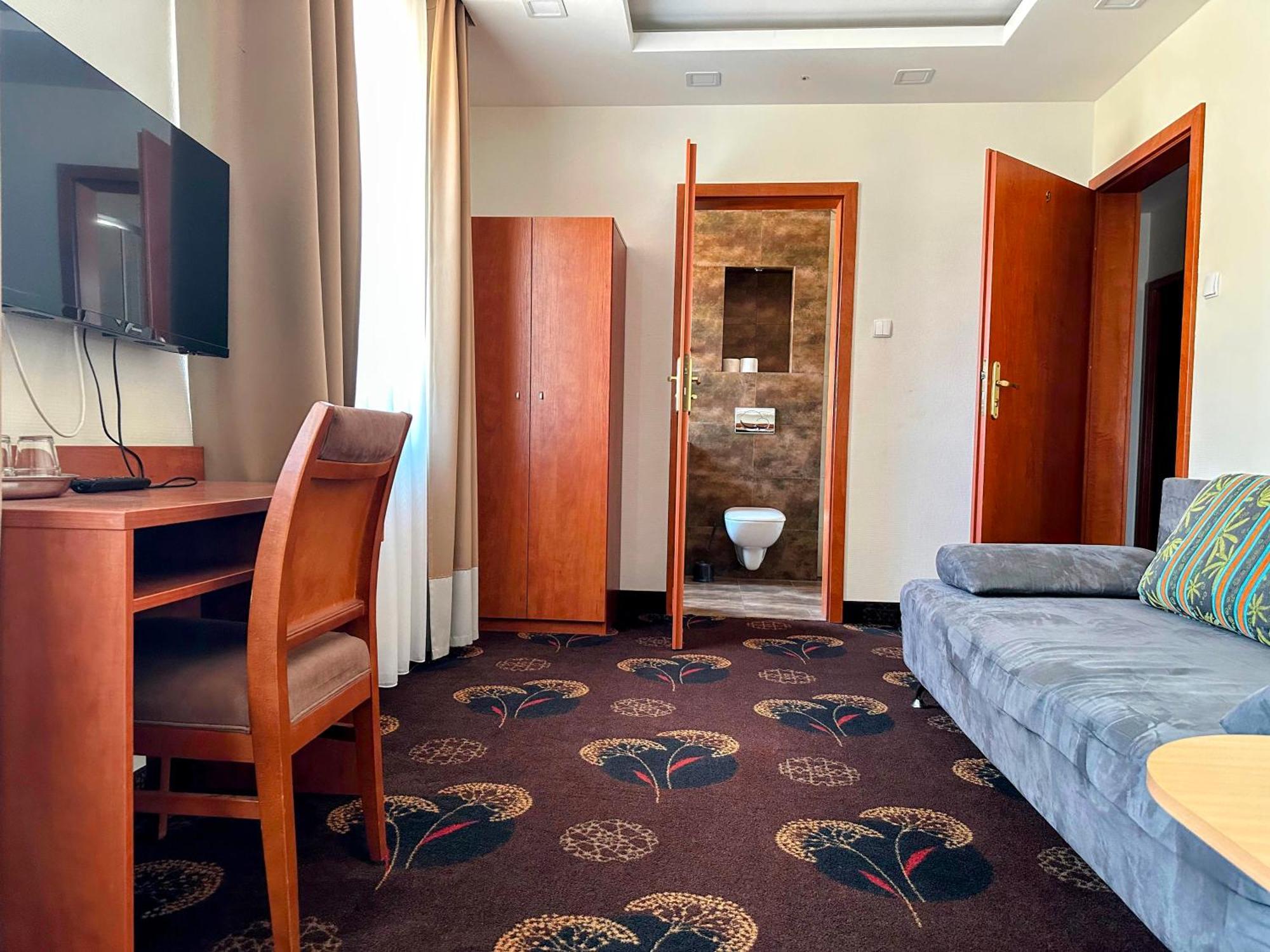 Akme Apartments&Rooms กดัญสก์ ภายนอก รูปภาพ